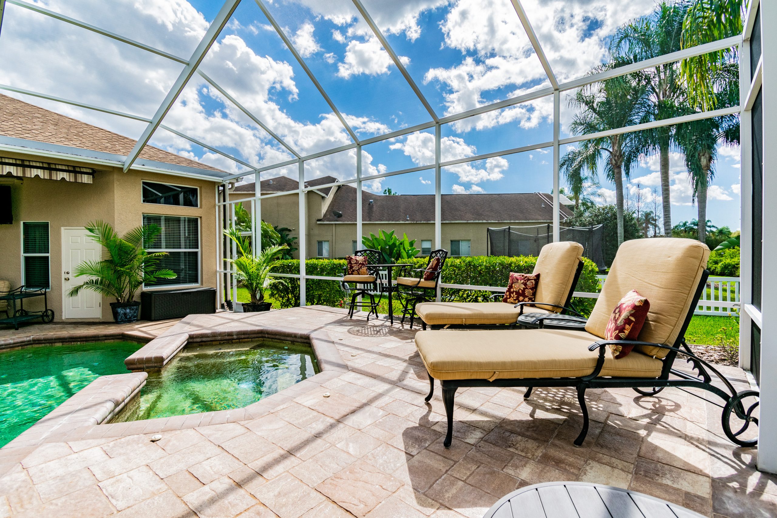 Orlando real estate photography outdoor living